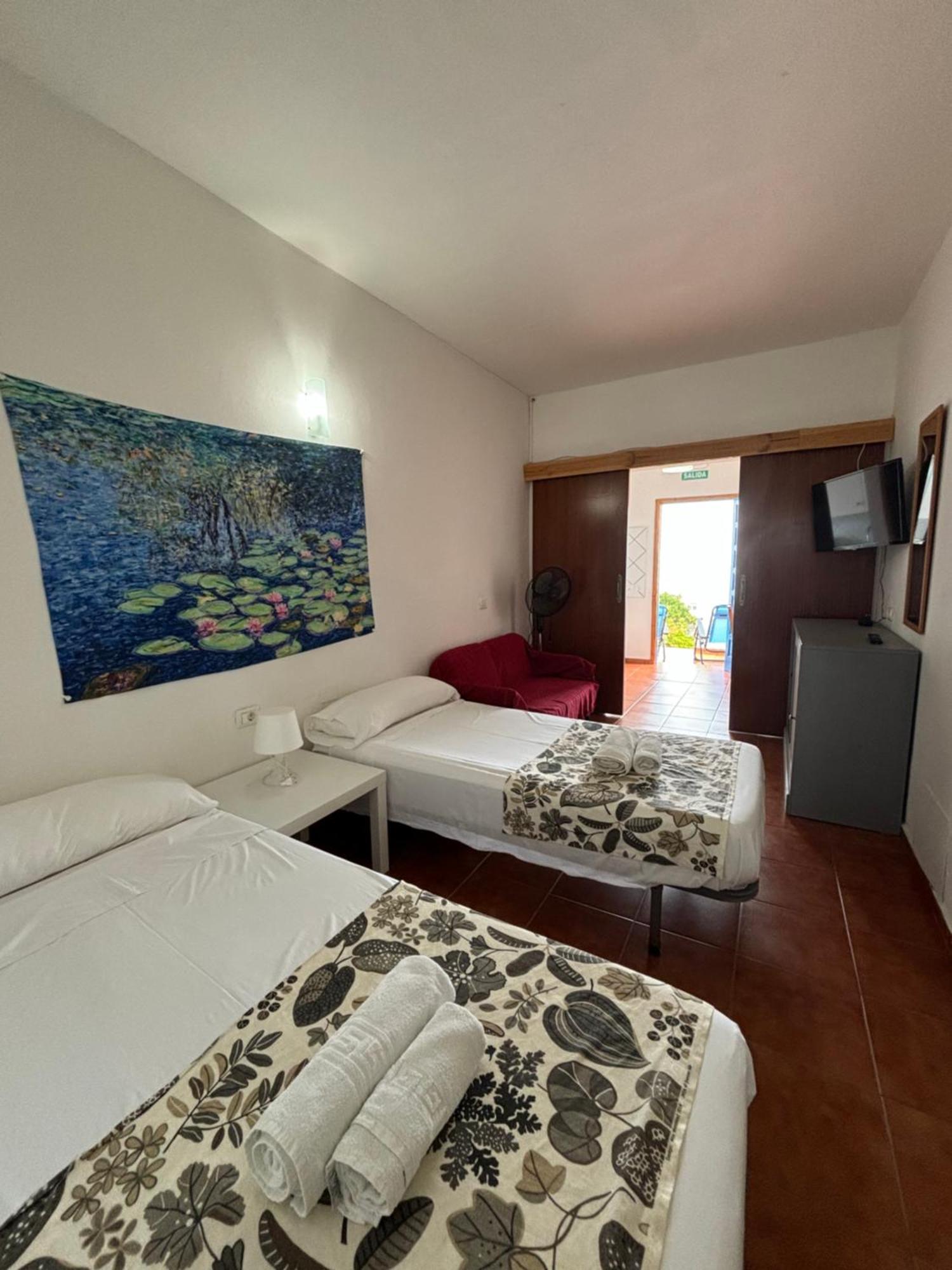 Apartamentos Y Habitaciones Villa Marina ลากาเลตา ภายนอก รูปภาพ